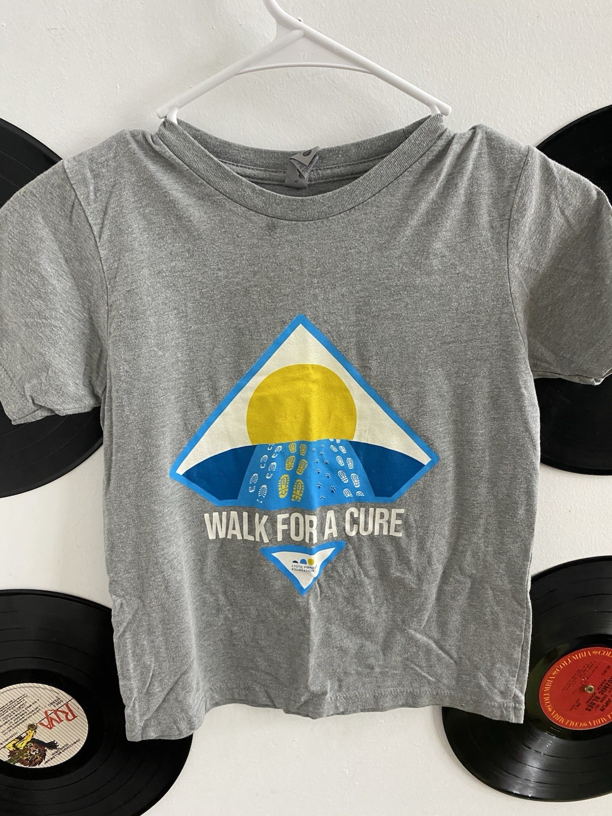 Next Level Men’s M Gray Walk For A Cure Graphic T-Shirt Short Sleeve