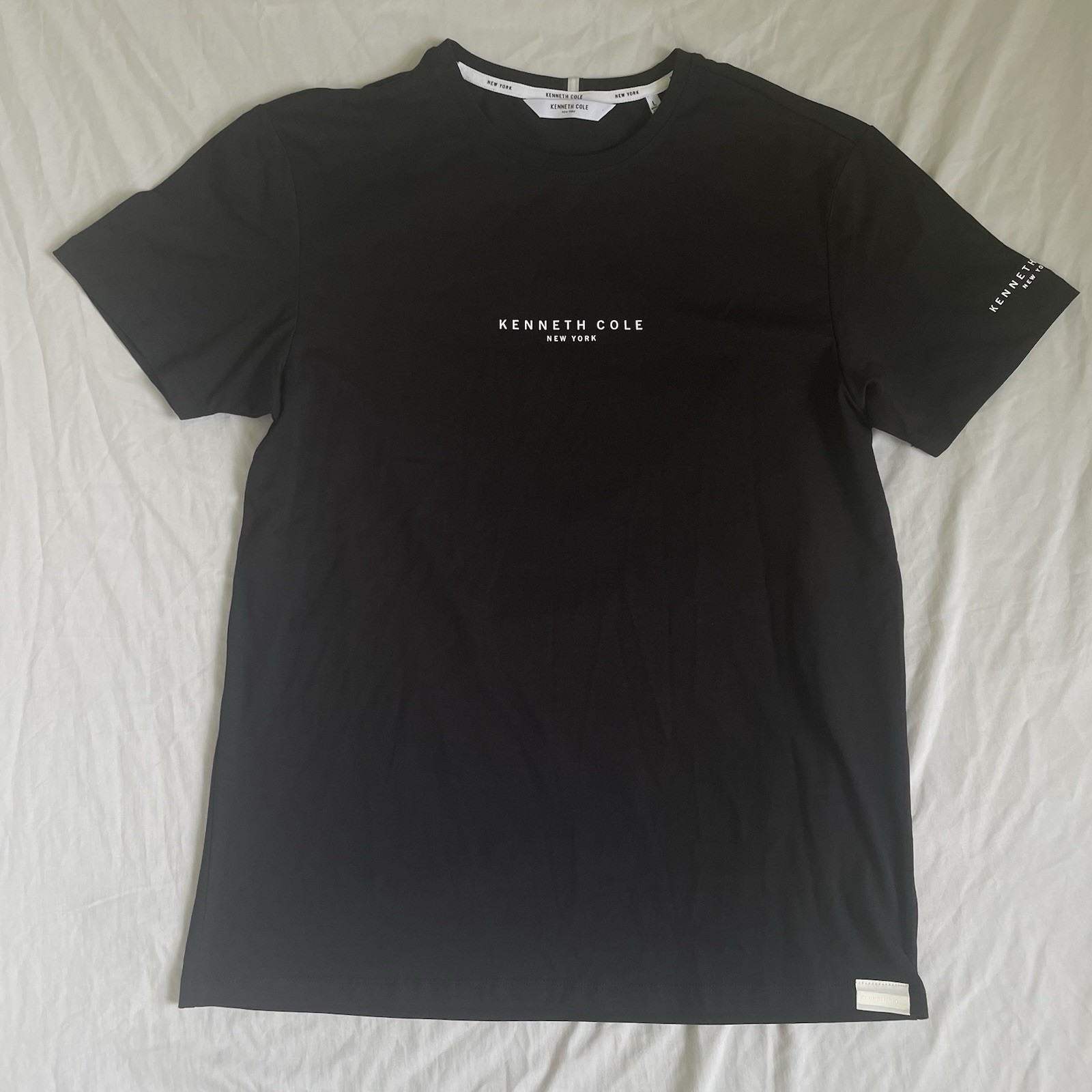 Kenneth Cole T-shirt men large Black | The Core Edit Collection