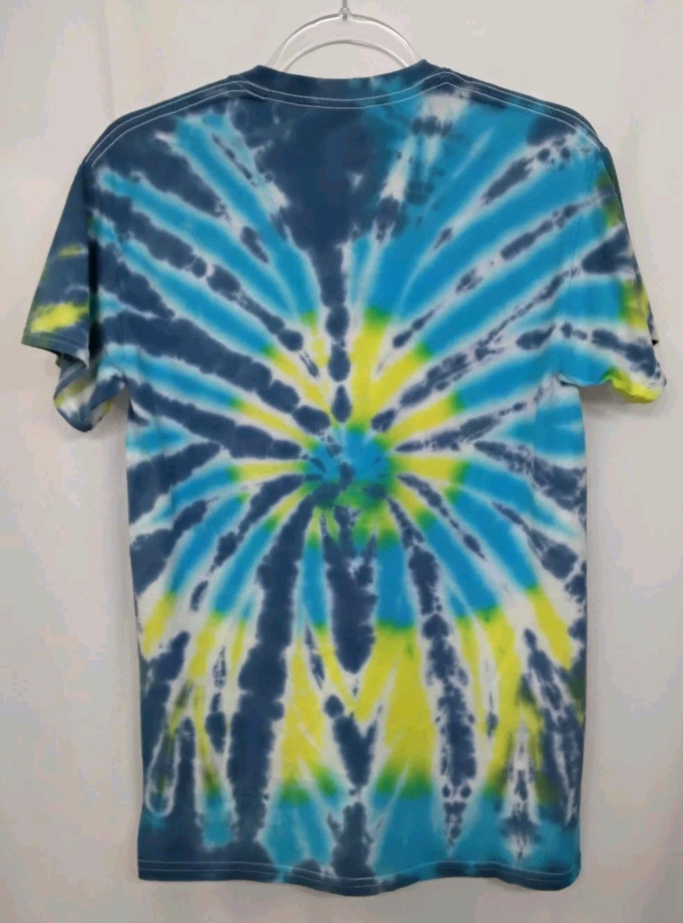 New Tie Dye Men’s T-Shirt Yellow Blue Adult Small Multicolor Summer Spider