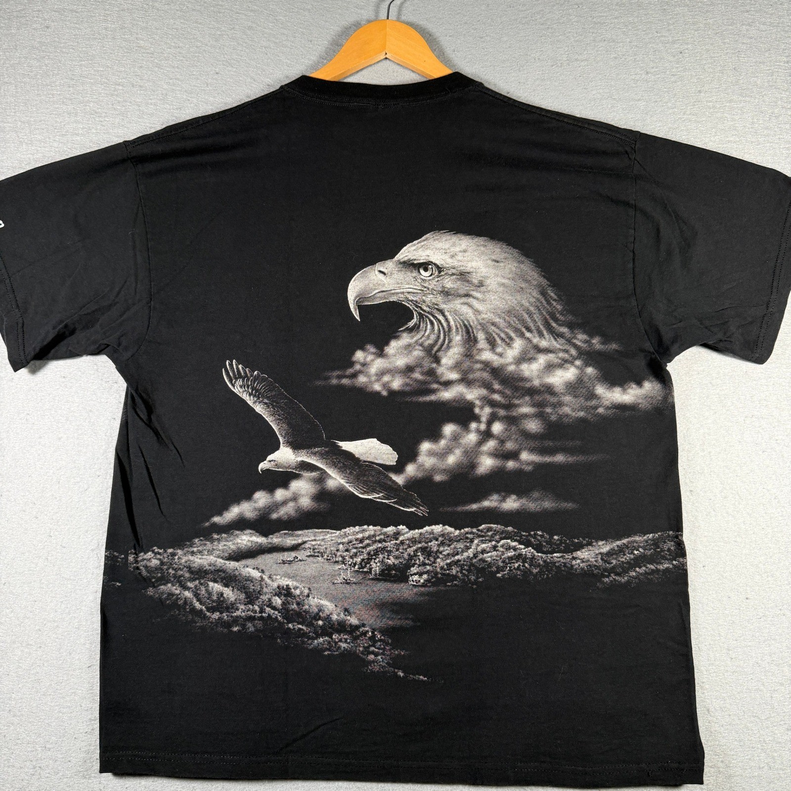 Delta Art Unlimited Mens XL Black Eagle Graphic T-Shirt Washington Souvenir Tee