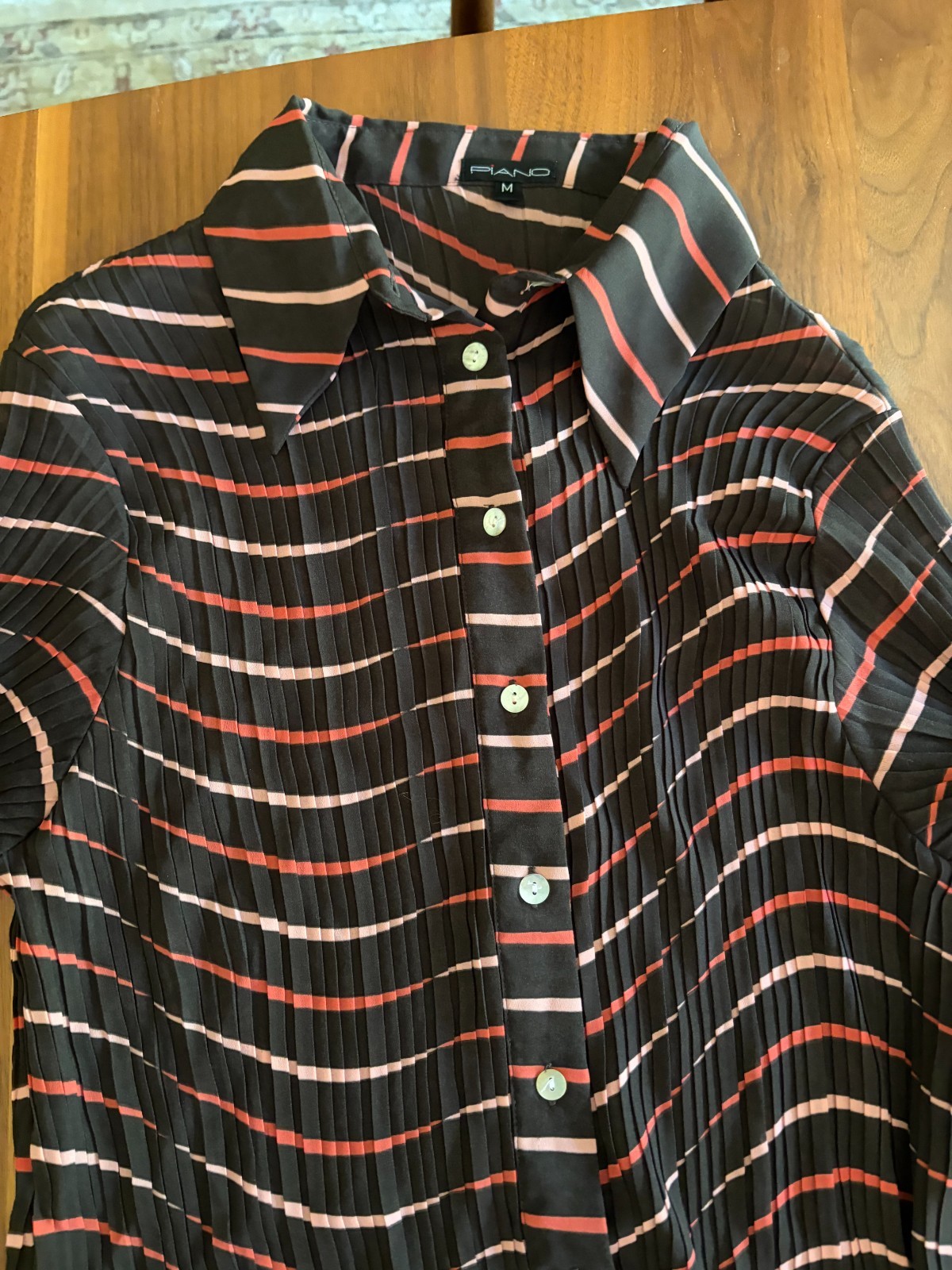 70’s Pleated Bell Sleeve Button Up PIANO size M