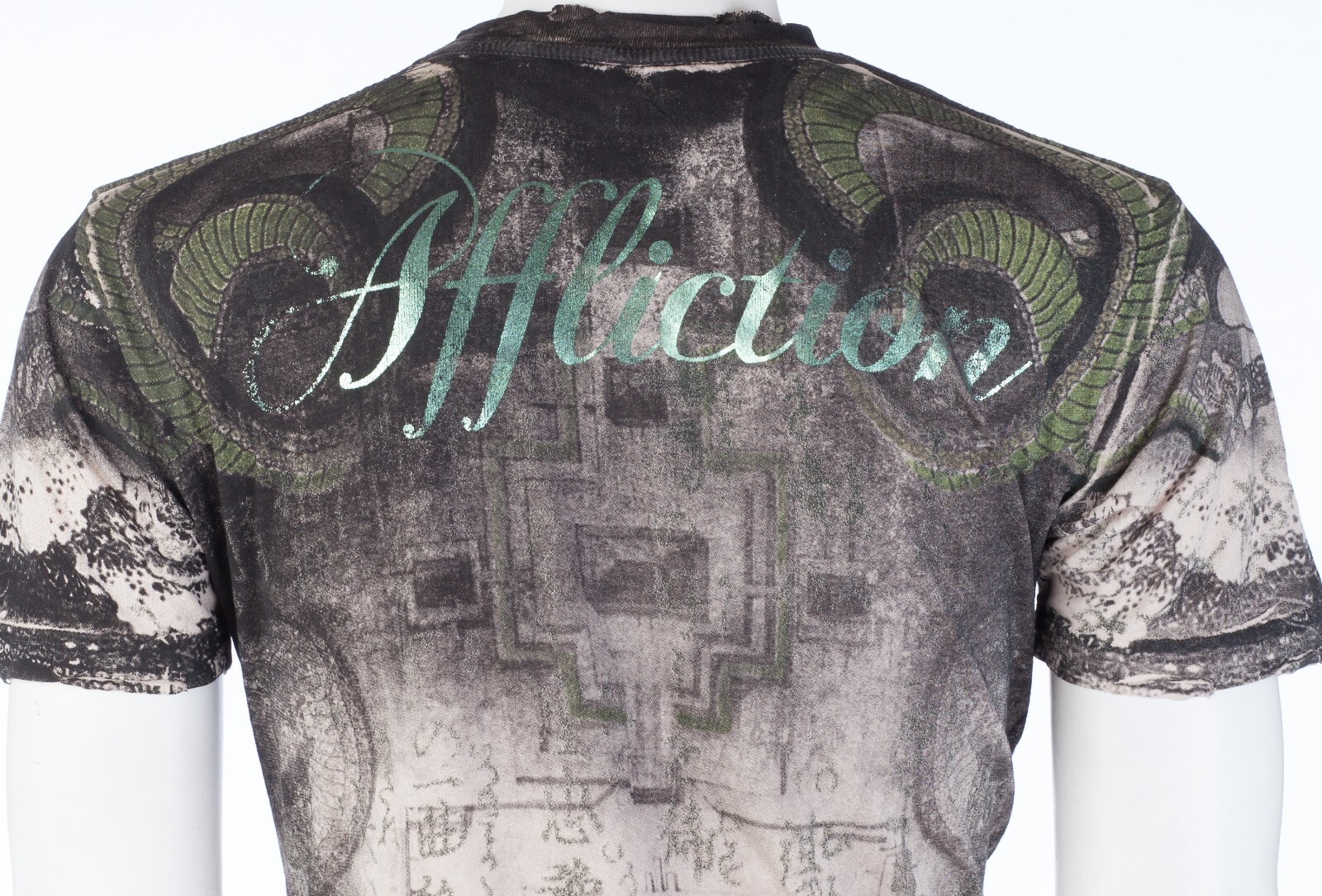 Rare $62 AFFLICTION Sand SERPEANT EMPEROR Short Sleeve Slim Fit Y2K T-shirt NWT