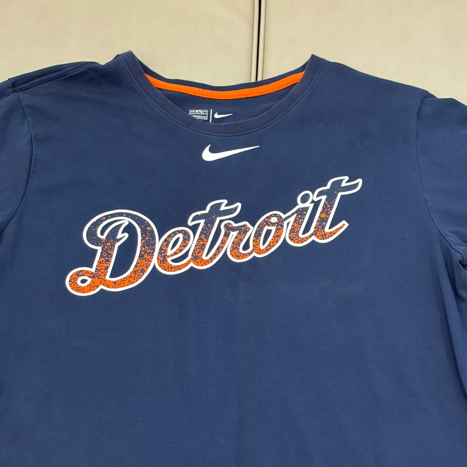 Nike Detroit Tigers Mens Medium Long Sleeve Dri-FIT Shirt Navy Blue MLB Baseball