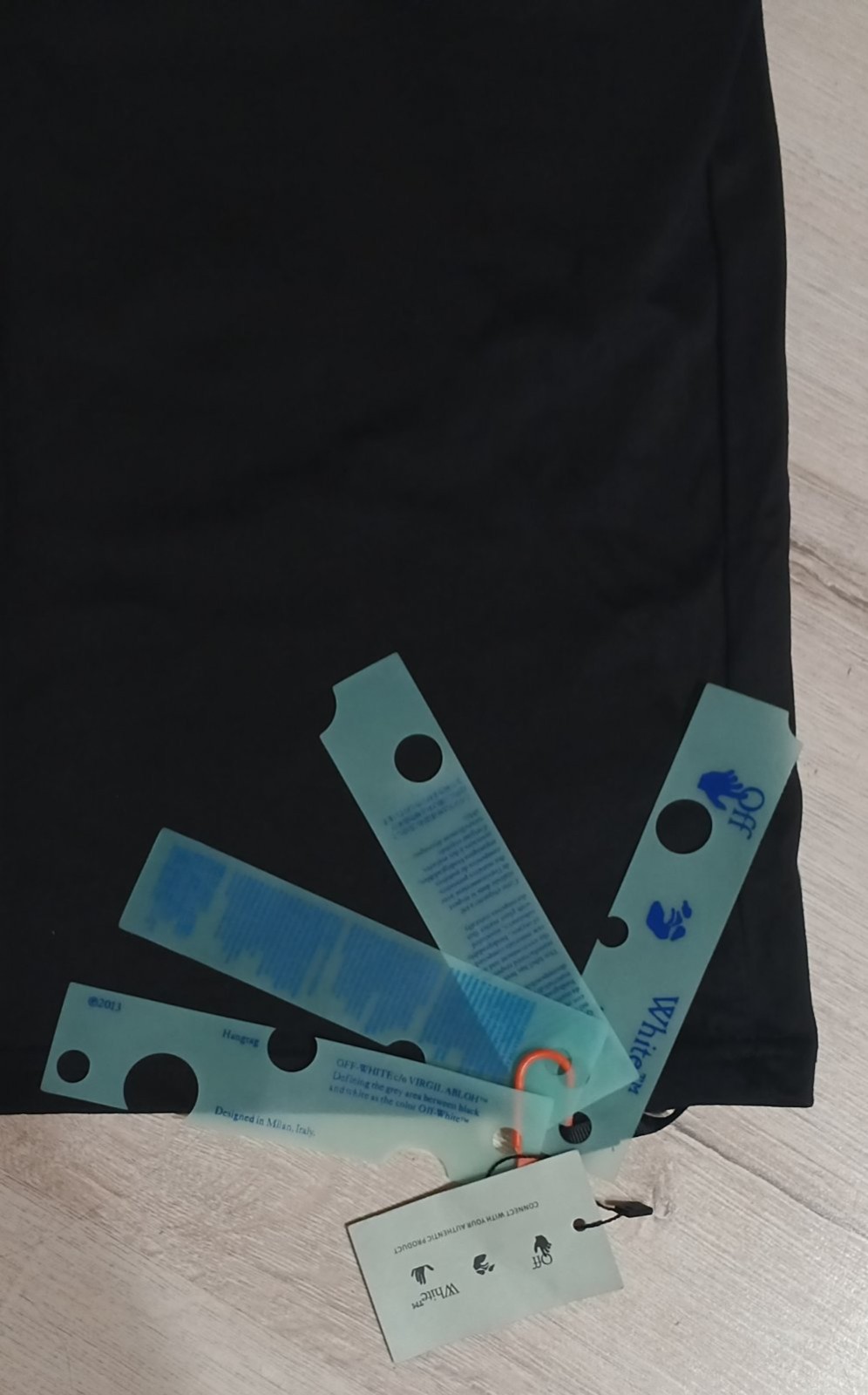NWT Off-White Black Cotton T-Shirt Hand Logo Graphic Short Sleeve Mens Size [Siz