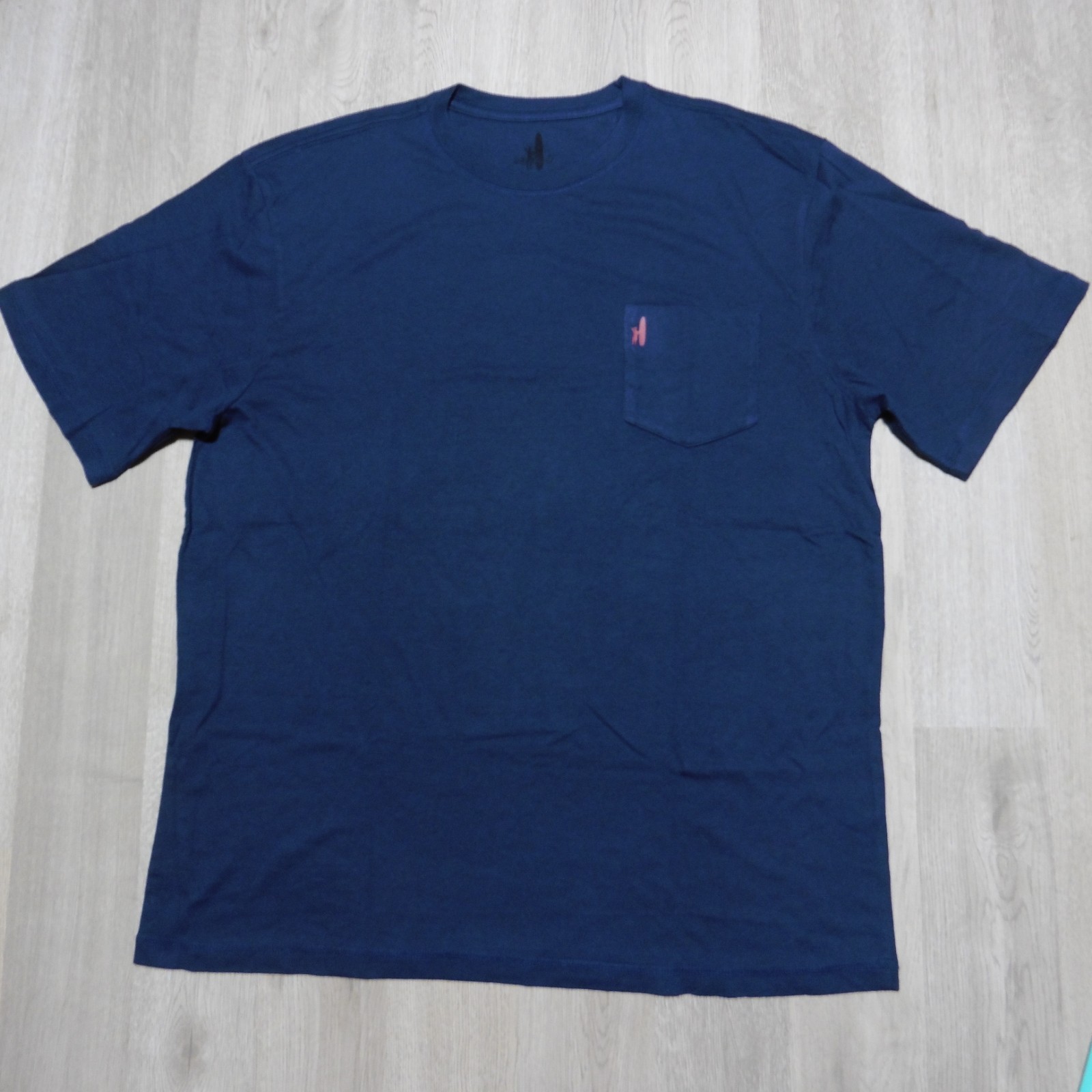 Johnnie-O Men’s L Surfer Stripes Crewneck T-Shirt Navy Blue SS 1 Pocket