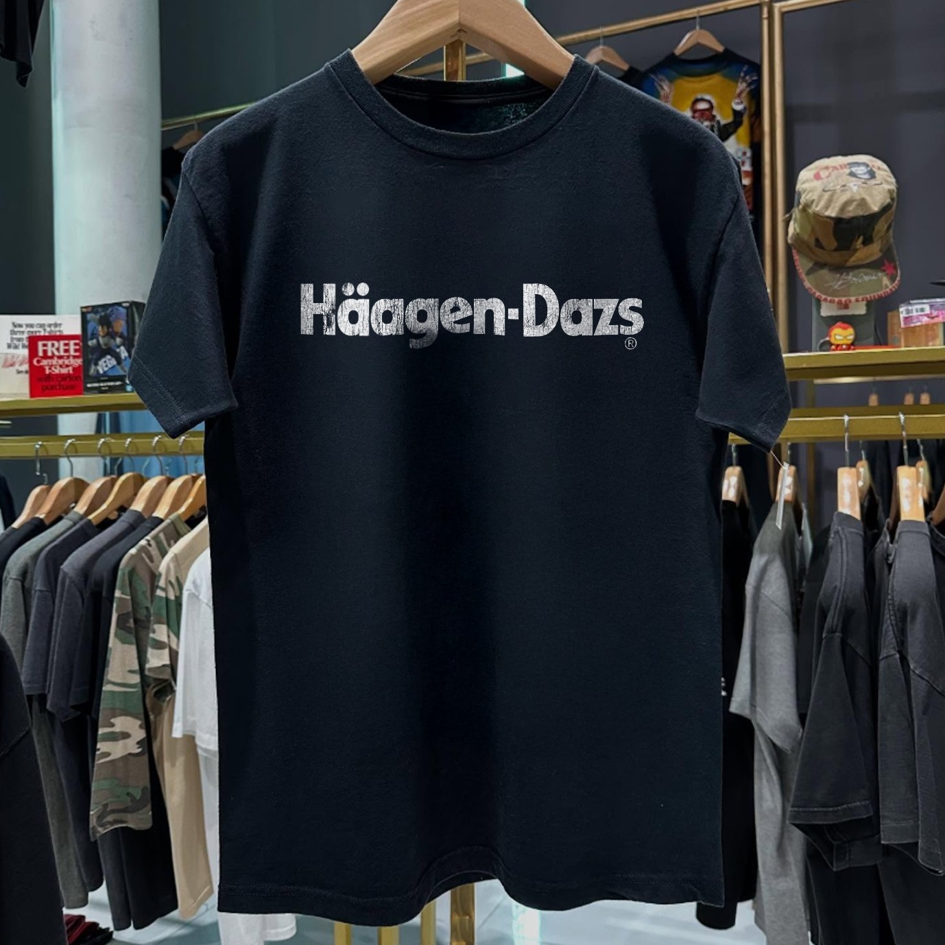 90s Haagen-Dazs Aged Black T-Shirt M