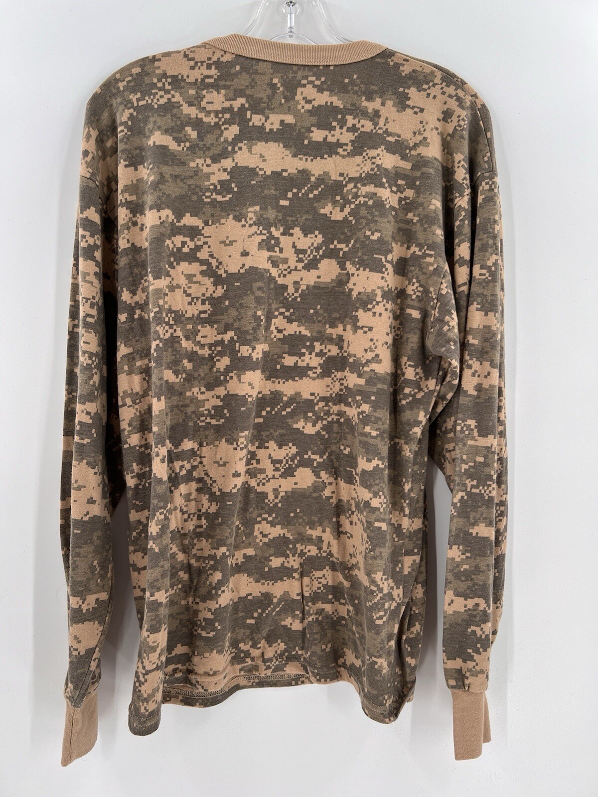 ROTHCO DIGITAL CAMO LONG SLEEVE TEE SHIRT SIZE LARGE EASY WEAR MACHINE WASH