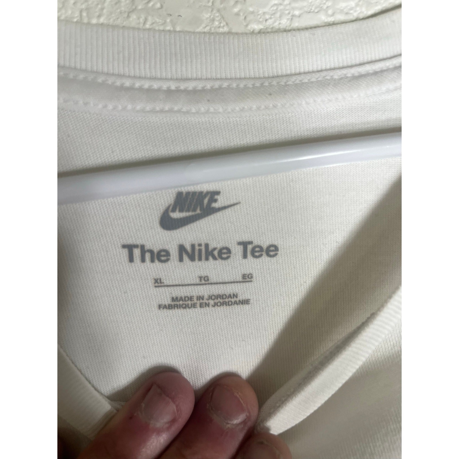 Nike XL white T-Shirt w/black Nike design-used good