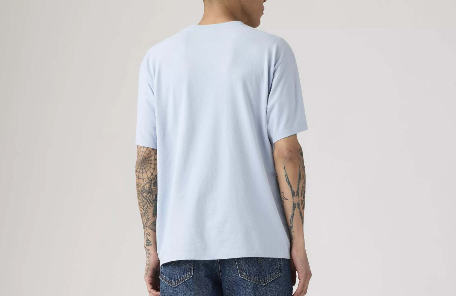 Levis x Oasis chambray baby blue men’s t-shirt sz XXL licensed band tee