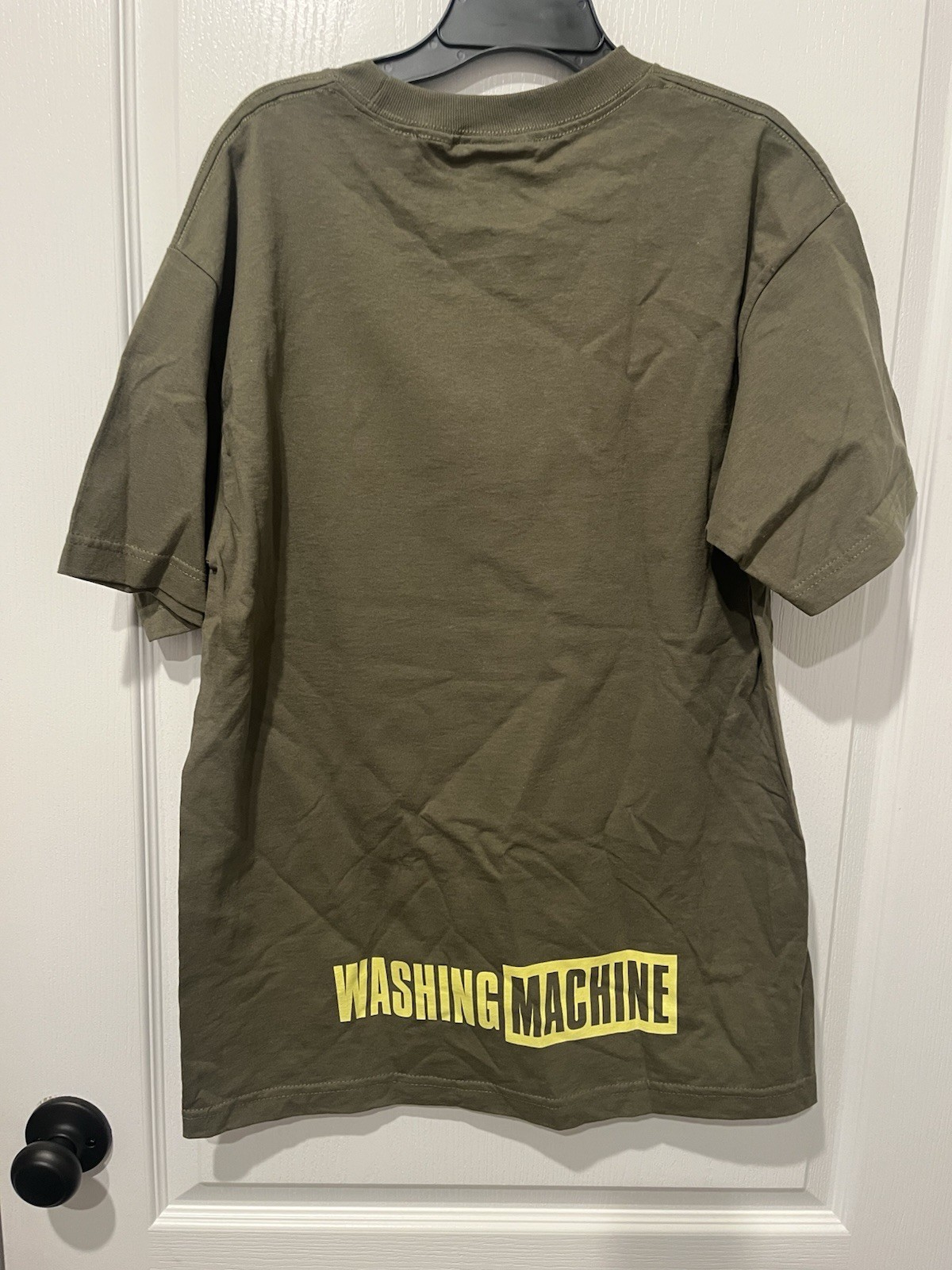 Washing Machine Graphic T-Shirt Olive Green Face Print Tee Size M NWOT