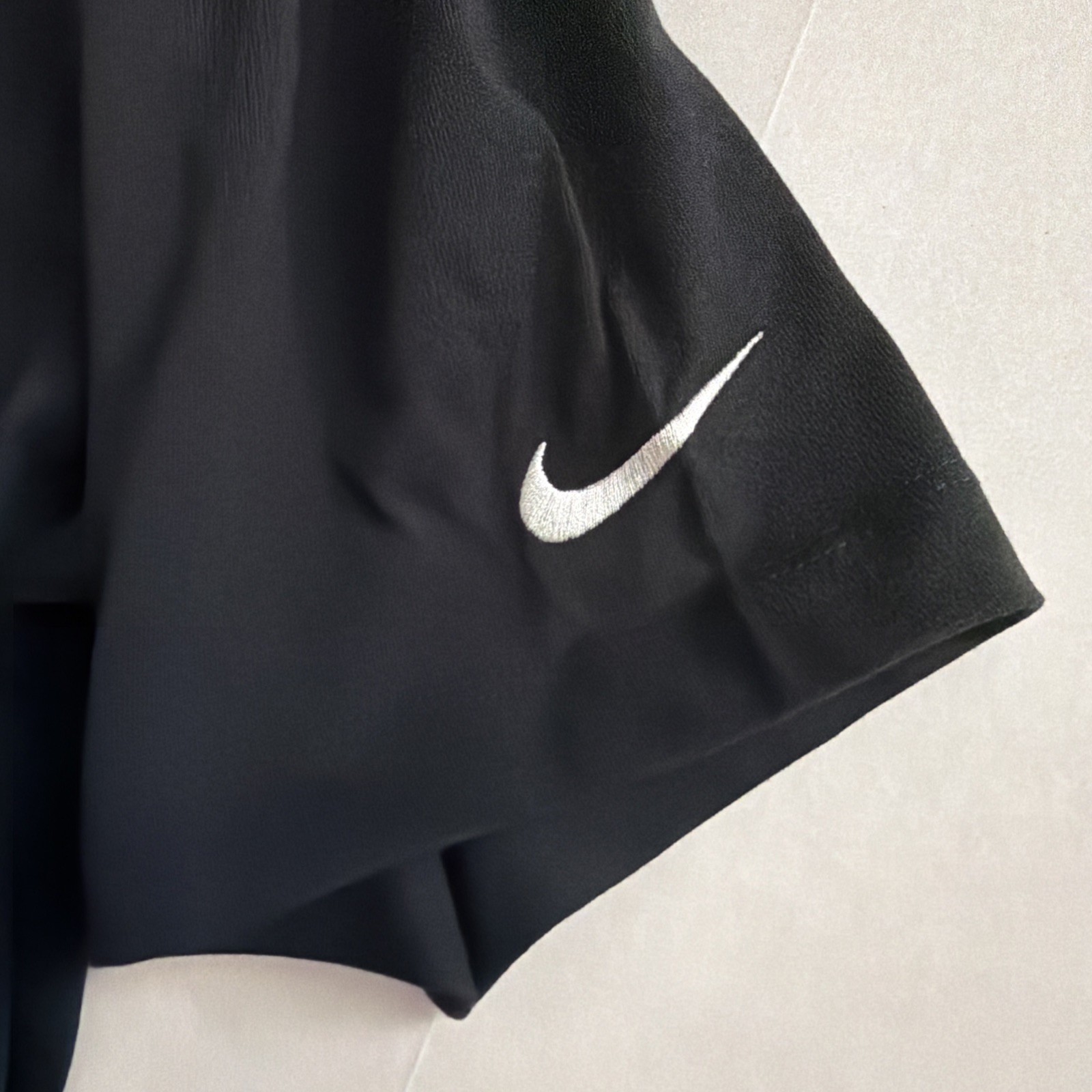 Nike Tokyo Japan Exclusive Swoosh Black Orange T Shirt Size Medium. IB8036-010