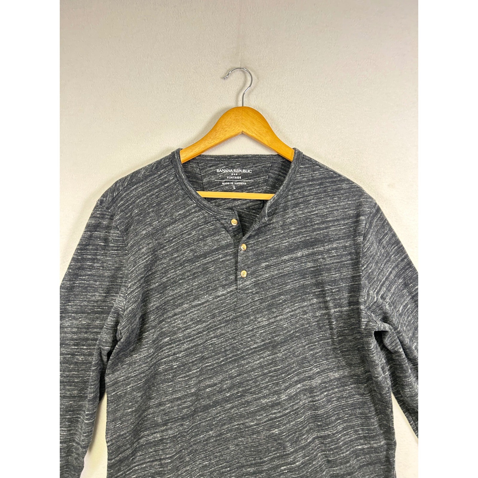 Banana Republic Henley Men Large Charcoal Gray Long Sleeve Cotton Vintage Shirt