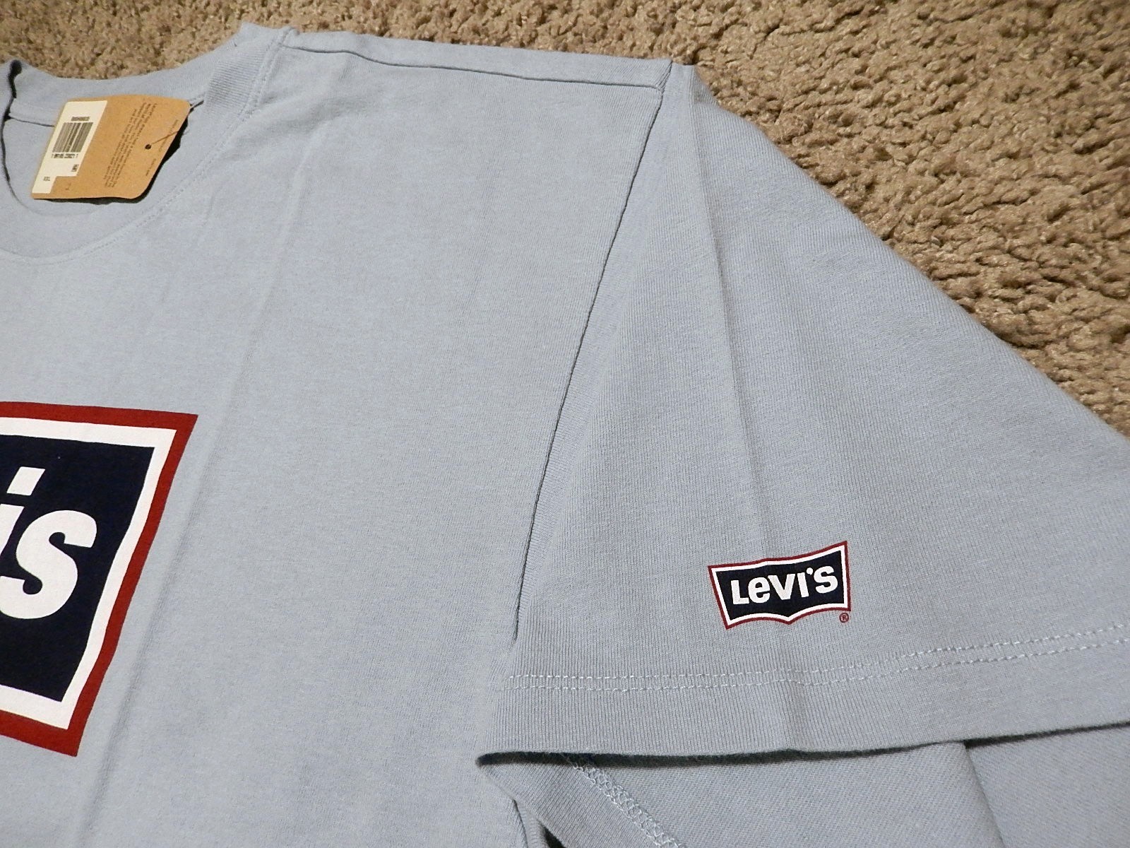 Levis x Oasis chambray baby blue men’s t-shirt sz XXL licensed band tee