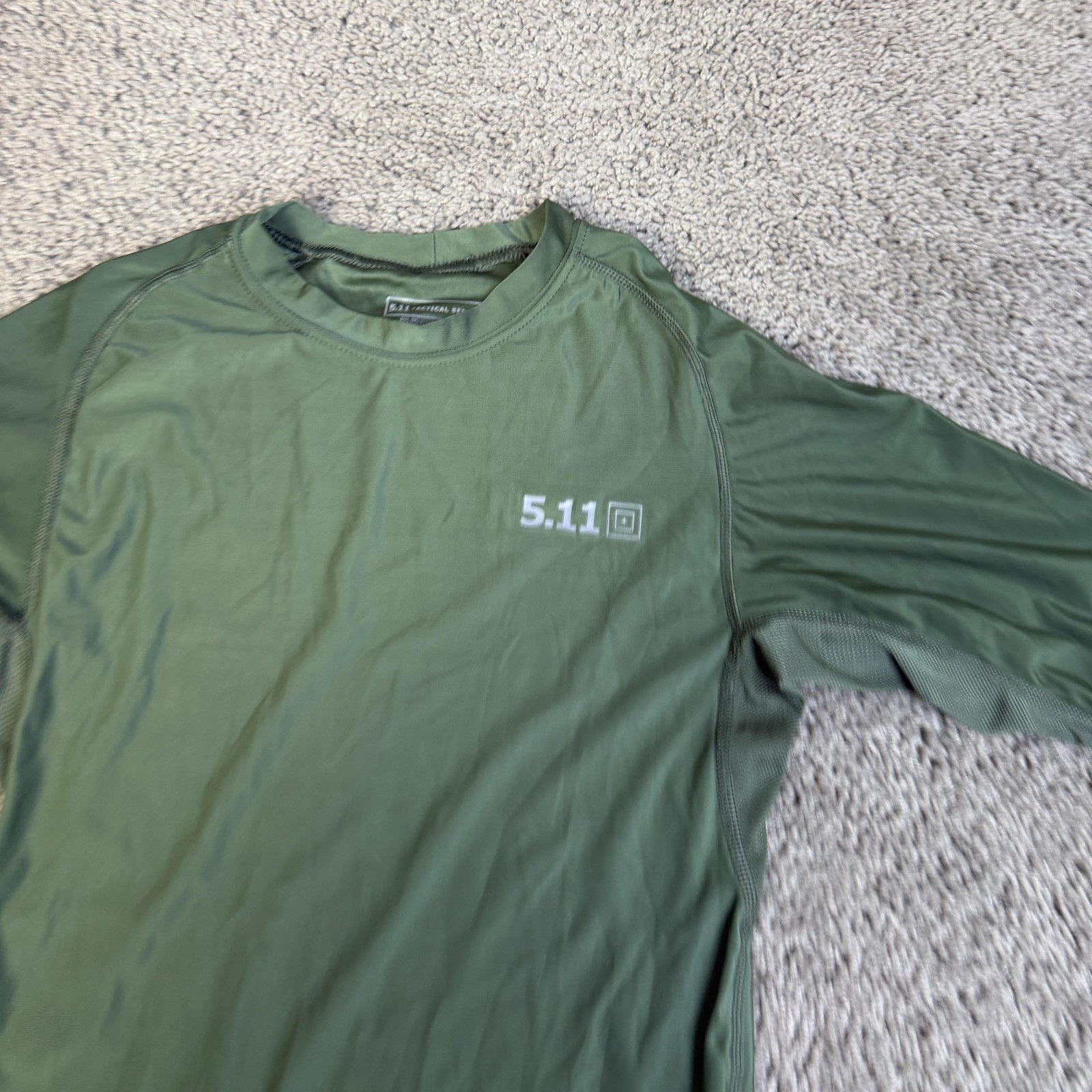 5.11 Tactical Shirt Mens M Green Base Layer Athletic Crewneck Polyester Spandex