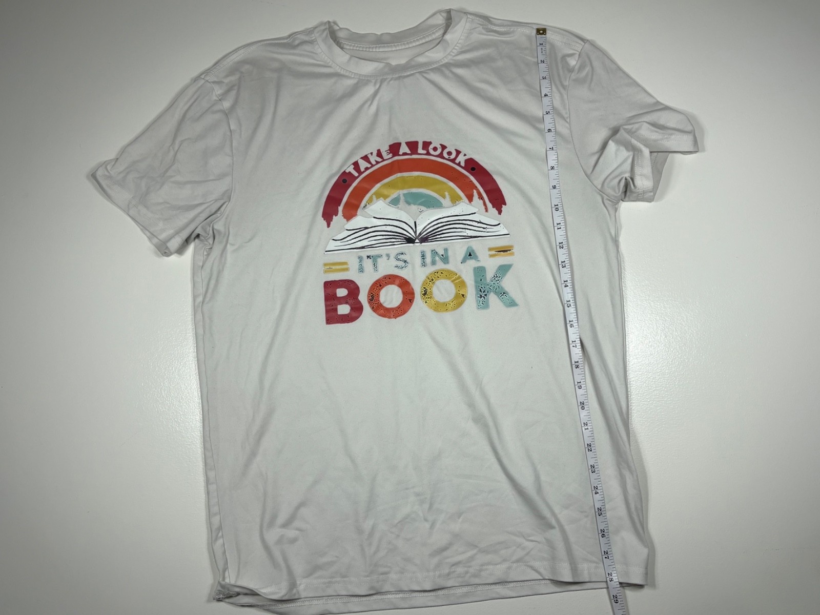 Unbranded T Shirt Adult Unisex Size Unknown White Graphic Reading Book Tee