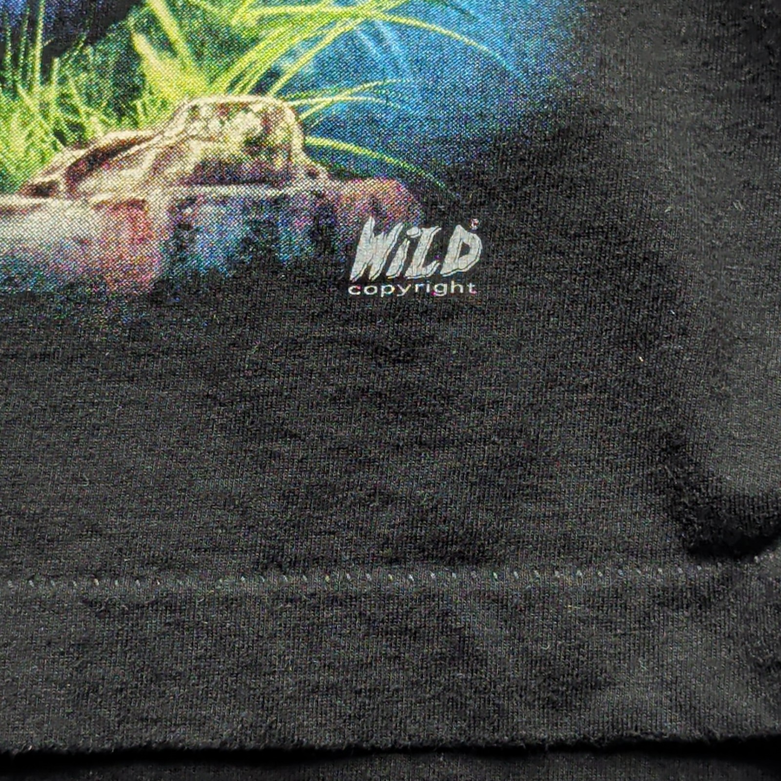 Wild Men’s Bear Graphic T-Shirt Size M Black Blue Wildlife Animal Print Tee