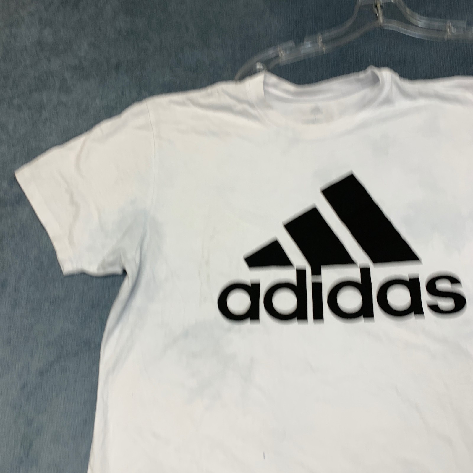 Adidas T Shirt Mens Large White Logo Short Sleeve Outdoor Travel Pullover Tee