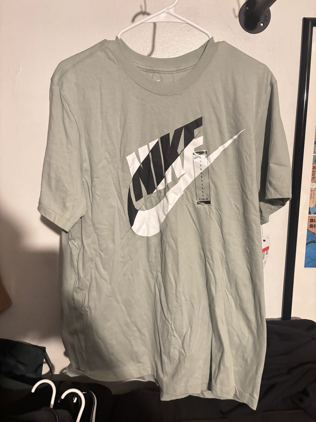 NWT Nike Men’s T Shirt Green With Black and White Logo Size L