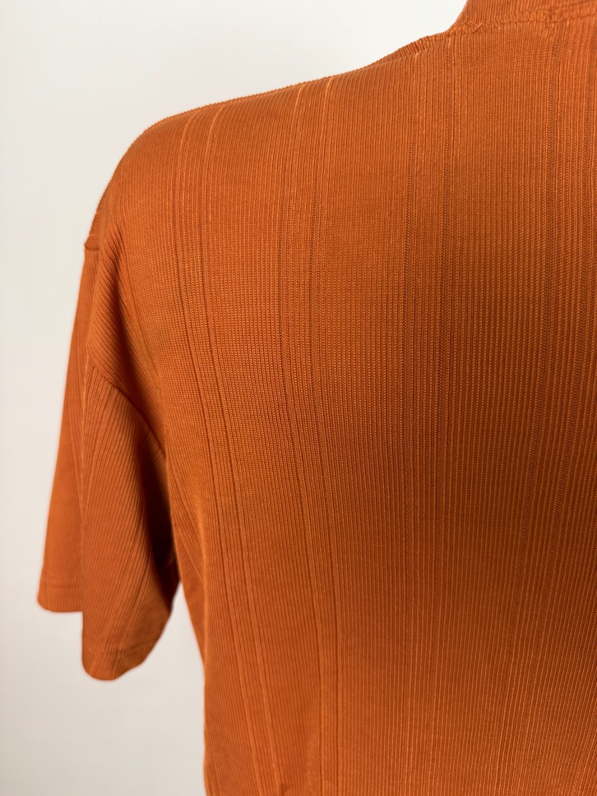 Vintage 90s Y2K Ribbed Shirt Men Large Silky Stretchy Polyester Burnt Orange