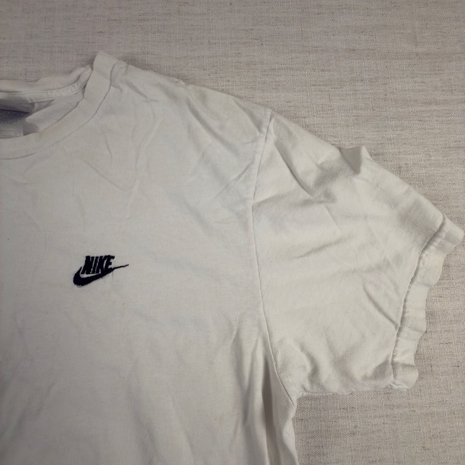 Nike Vintage Embroidered Swoosh T-Shirt White Size Large