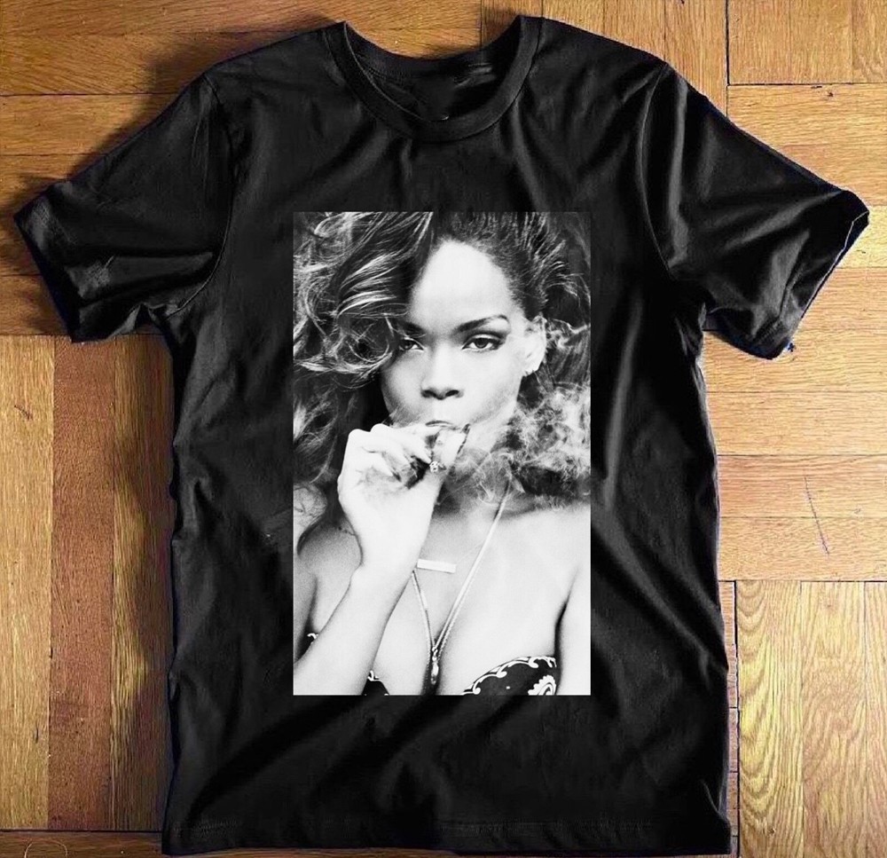 Christmas gift Rihanna Short Sleeve Men S-5XL 24D36