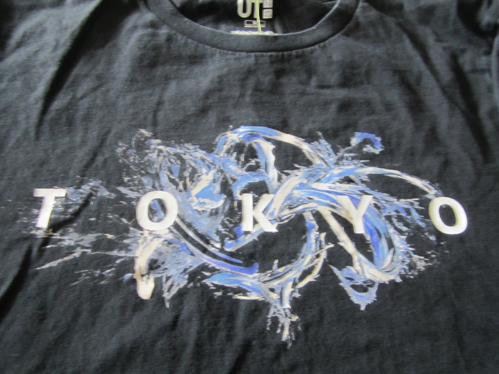 Uniqlo Tokyo T-Shirt – Black – Medium