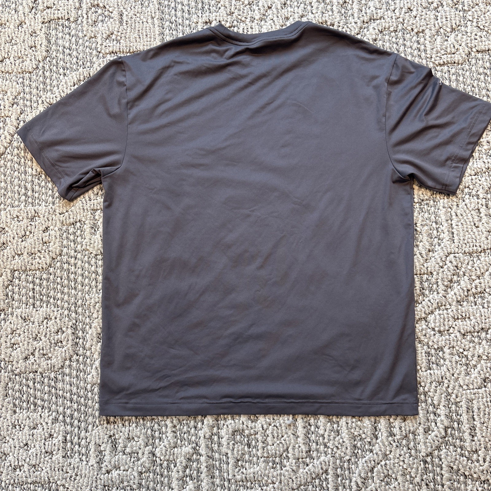 Rhone Element Shirt Mens Medium Charcoal Gray Cotton Blend Short Sleeve Tee