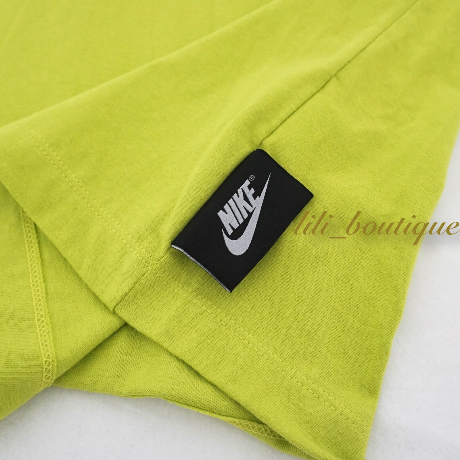 NWT Nike CW4752-308 Men NSW Air Max Tee Shirt Cotton Bright Cactus Multi Size M