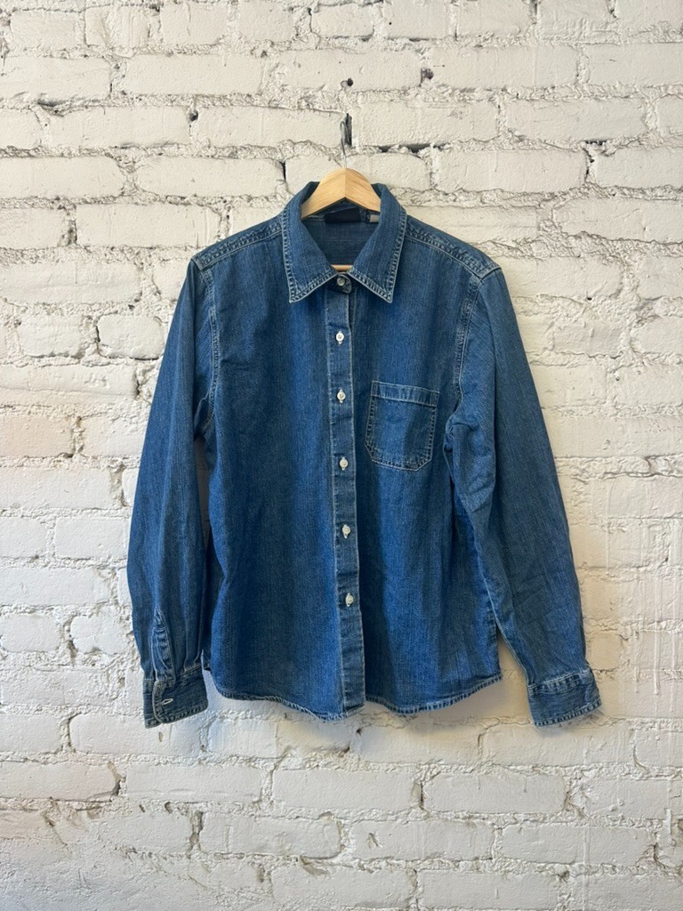 Gap Denim Shirt Unisex Medium Blue Button Up Chambray Workwear Classic Fit