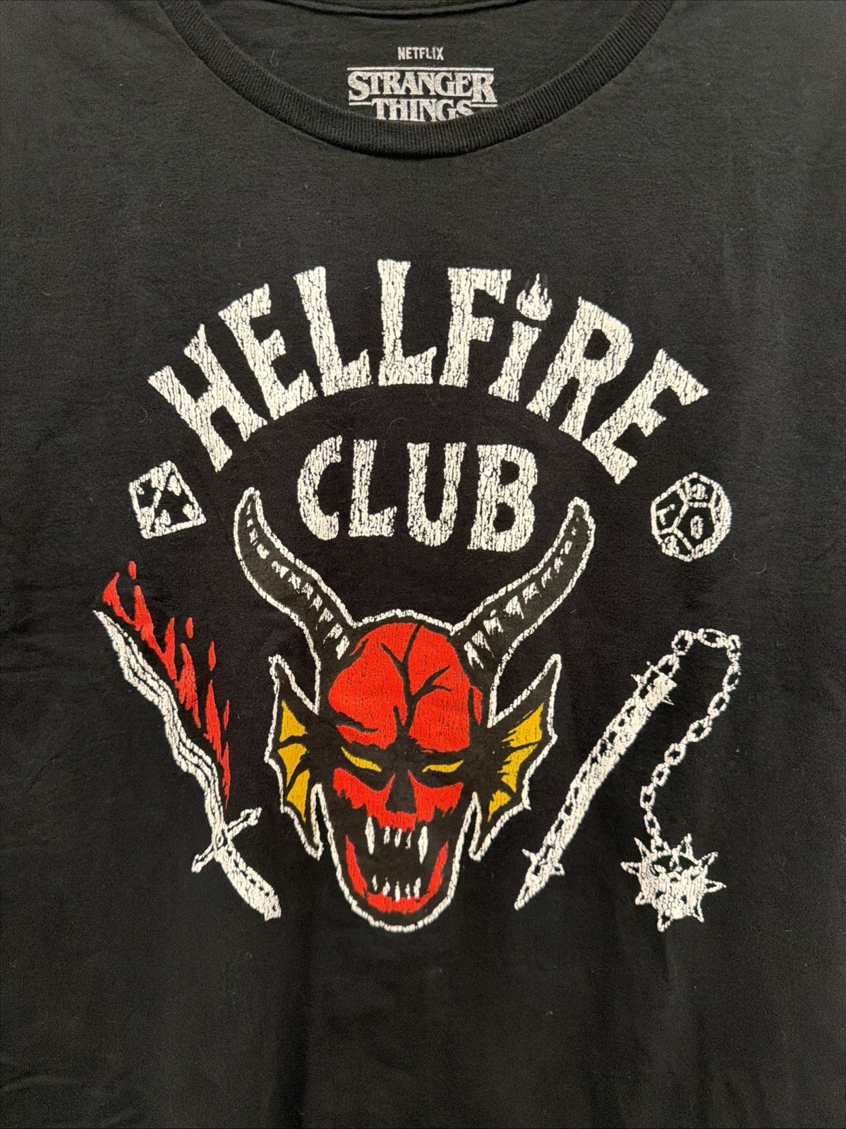 THRASHED Netflix Stranger Things Hellfire Club Mens Large Graphic T-Shirt