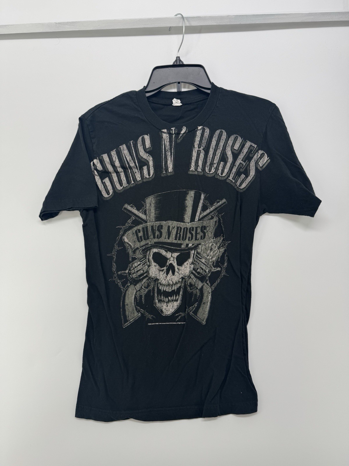 Guns N Roses Shirt The CORE Apparel Adult Size MD 2006 Y2K GnR Heavy Metal