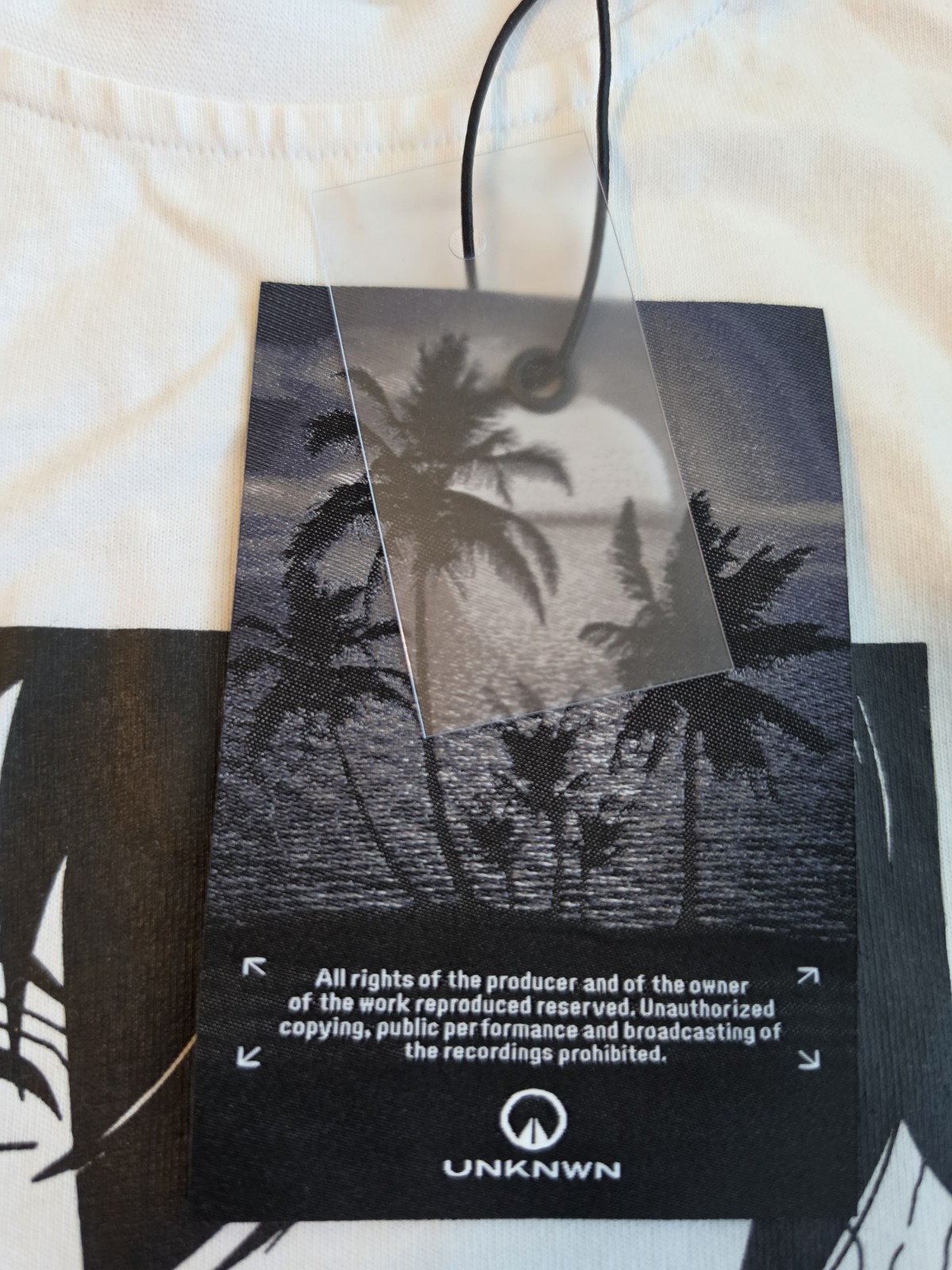 Unknwn White Size XL Anime NWT