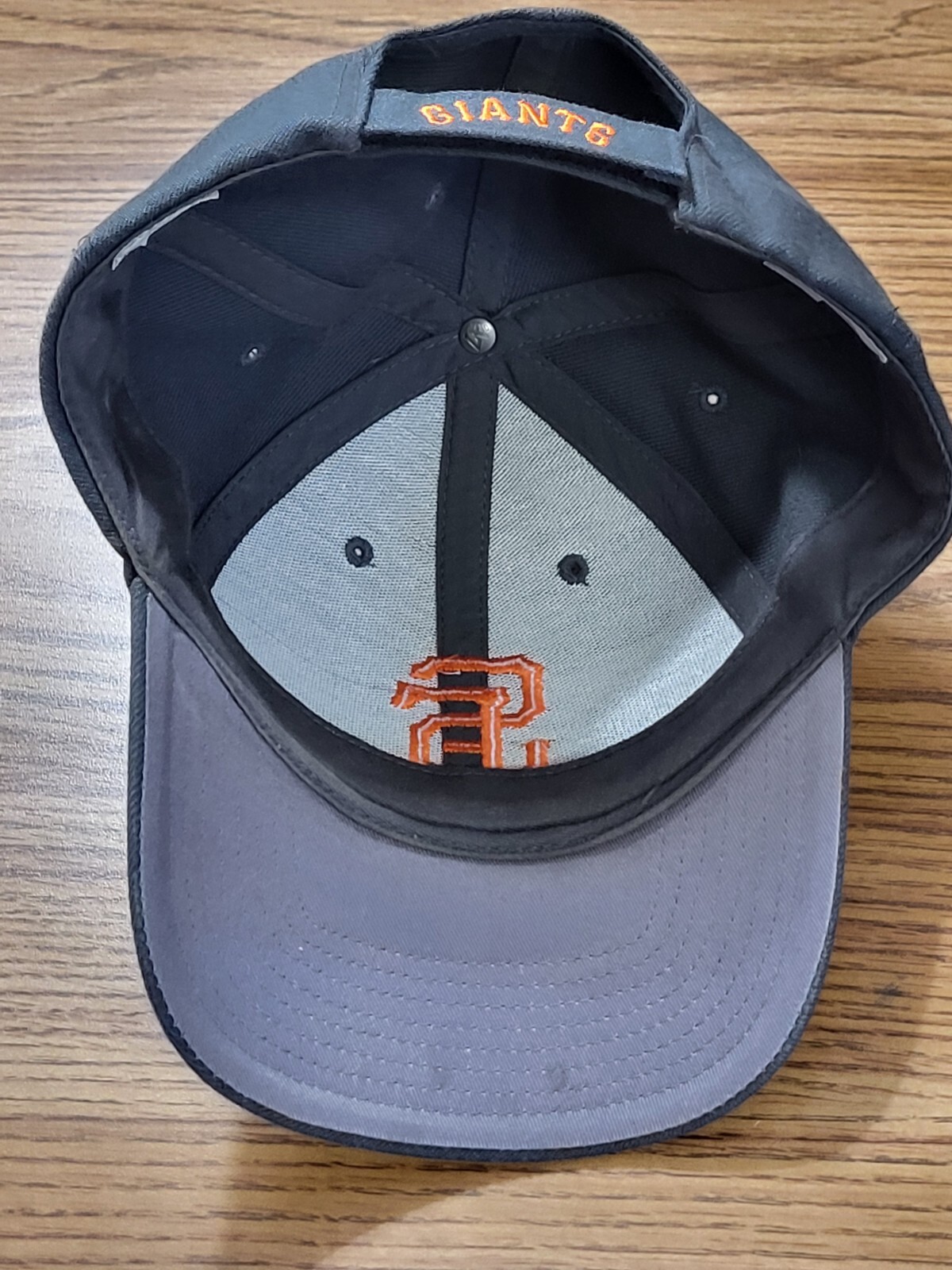 Lot of 18 San Francisco Giants Items 3 Hat, 13 Cups 2 Signs 2010 2017 2019 AT&T