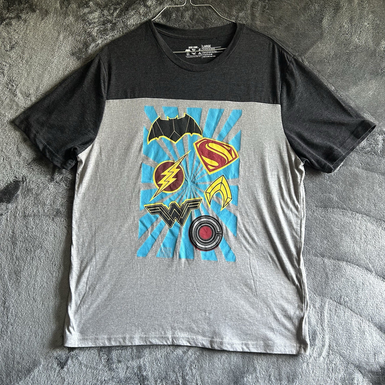 Justice League T Shirt Size Large Black Gray Super Hero Graphic DC Comic
