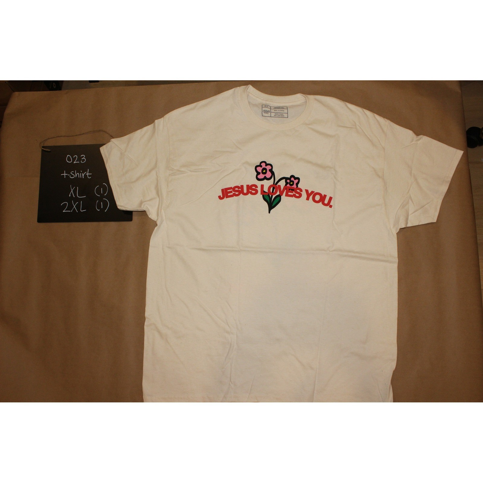 Jesus Loves You Mens Cream Graphic T-Shirt Through My Pain Comfort XL 2XL