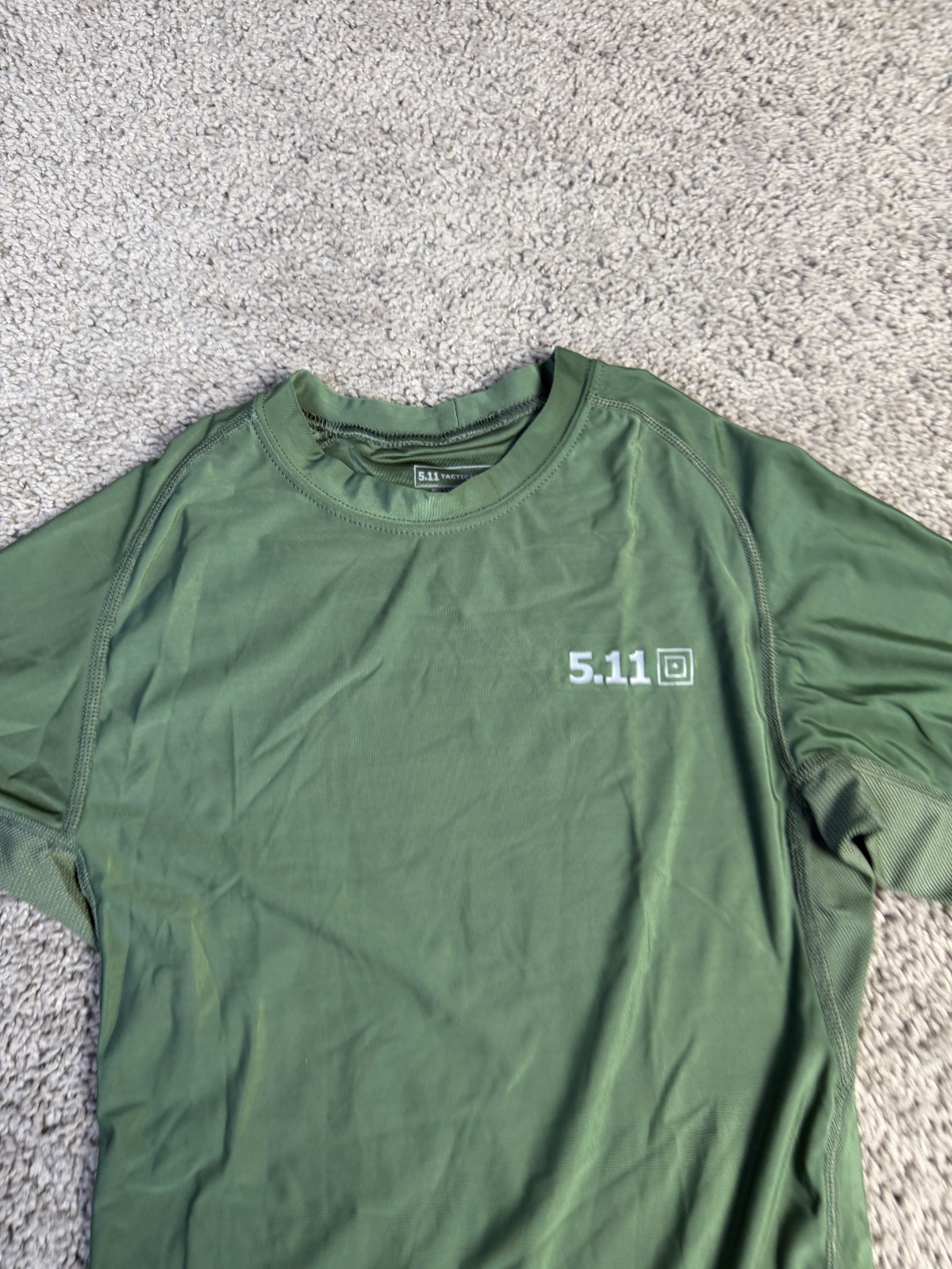 5.11 Tactical Shirt Mens M Green Base Layer Athletic Crewneck Polyester Spandex