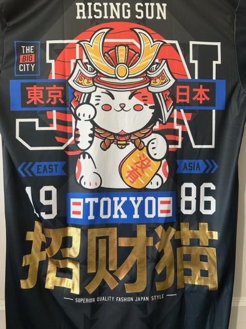 NWT Cool T shirt Japanese Style Light weight comfortable Unisex Machine Wash Cat