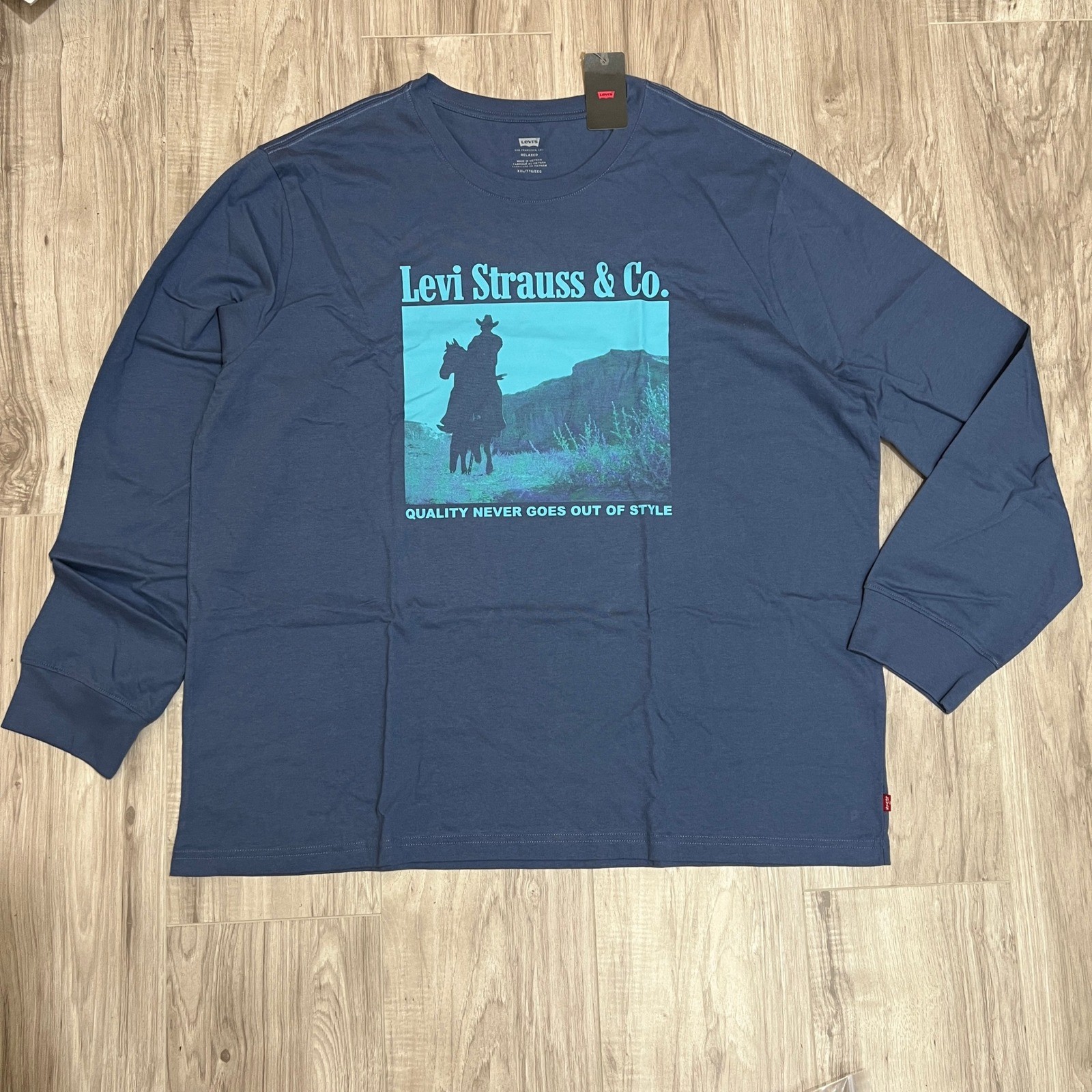 Levi’s Men’s Size 2XL Long Sleeve Tee Blue Western Graphic Cowboy Mesa Relaxed