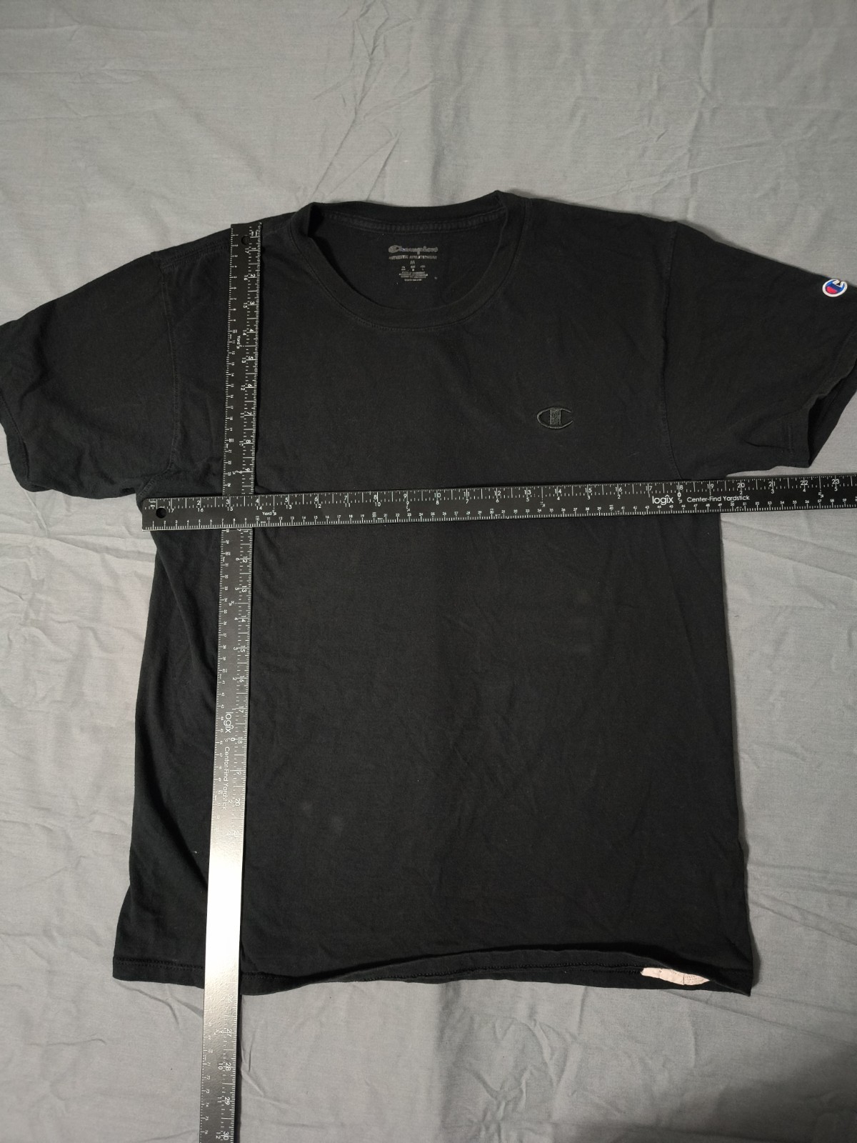 Men’s Champion T-shirt Color Black Size Medium Stretch Breathable Plain Athletic