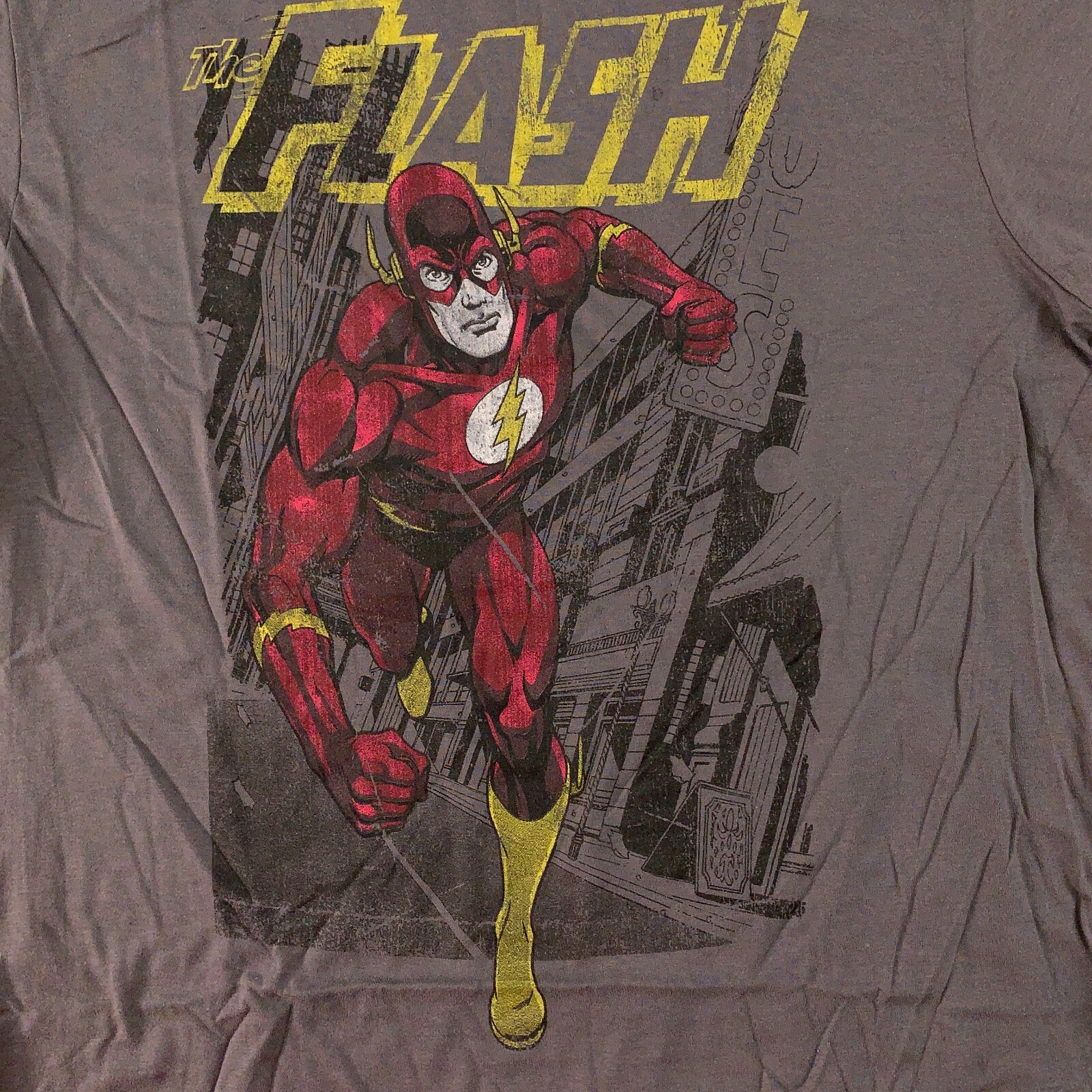 DC Comics The Flash Men’s Size Large Charcoal Gray Graphic Short Sleeve T-Shirt