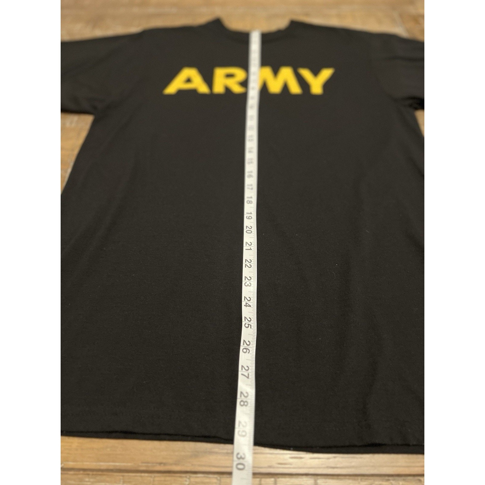 Men’s Army T-shirt Size Medium Black Short Sleeve Tee