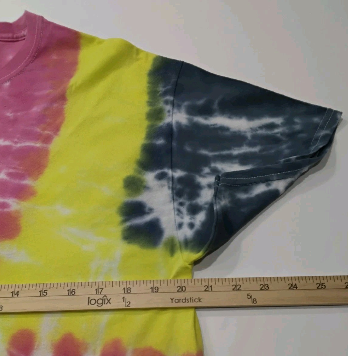 New Tie Dye Men’s T-Shirt Pink Yellow Adult Large Multicolor Summer Spiral Swirl