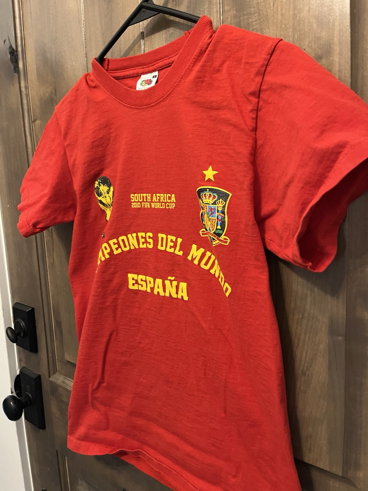 2010 FIFA World Cup Campeones Del Mundo Espana Shirt. Size Small. See Measure*