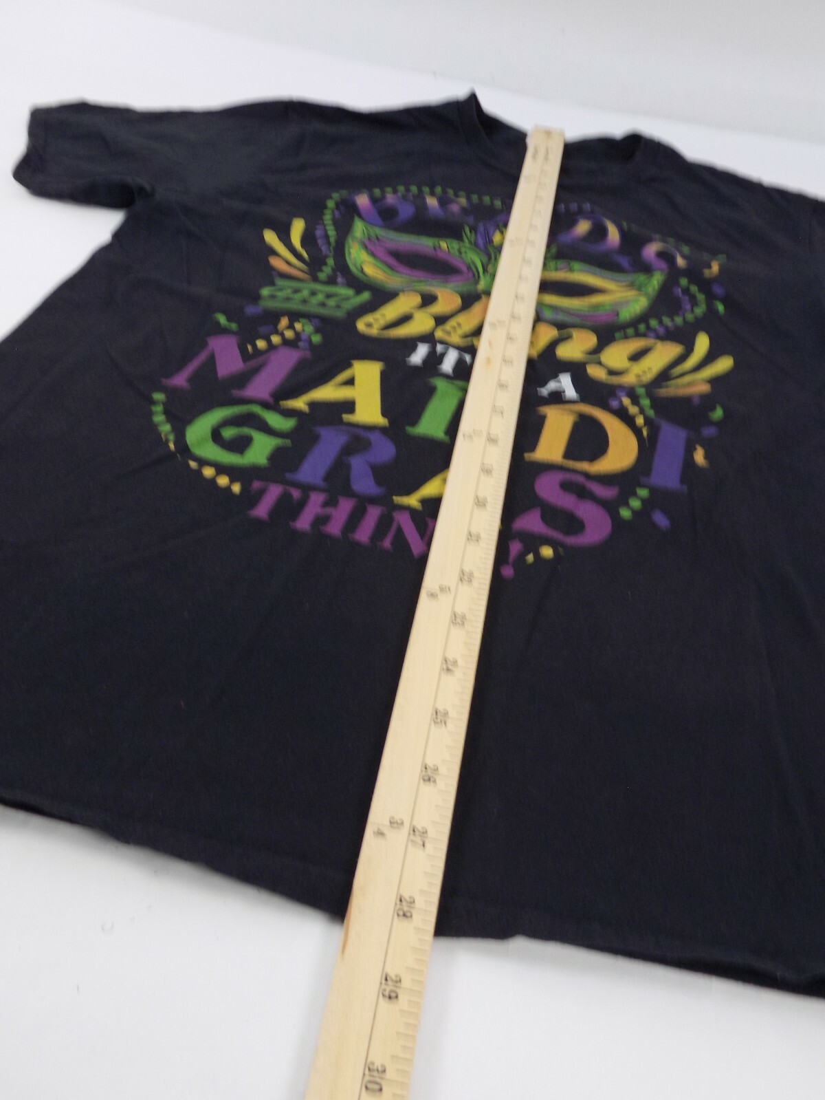 Beads And Bling Its A Mardi Gras Thing Tee T-Shirt Size Large