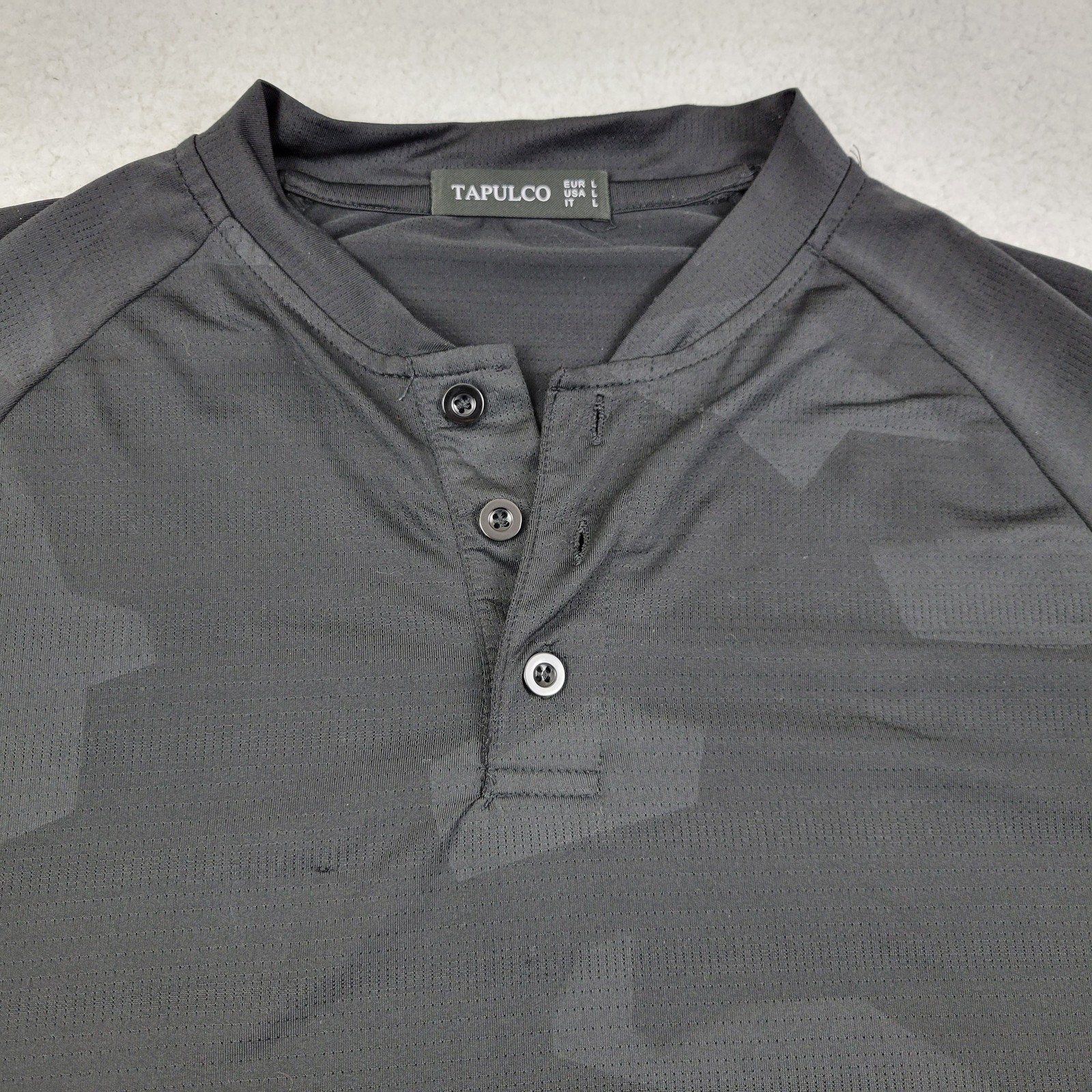 Tapulco Shirt Mens Large Black Camouflage Long Sleeve Henley Polyester Spandex