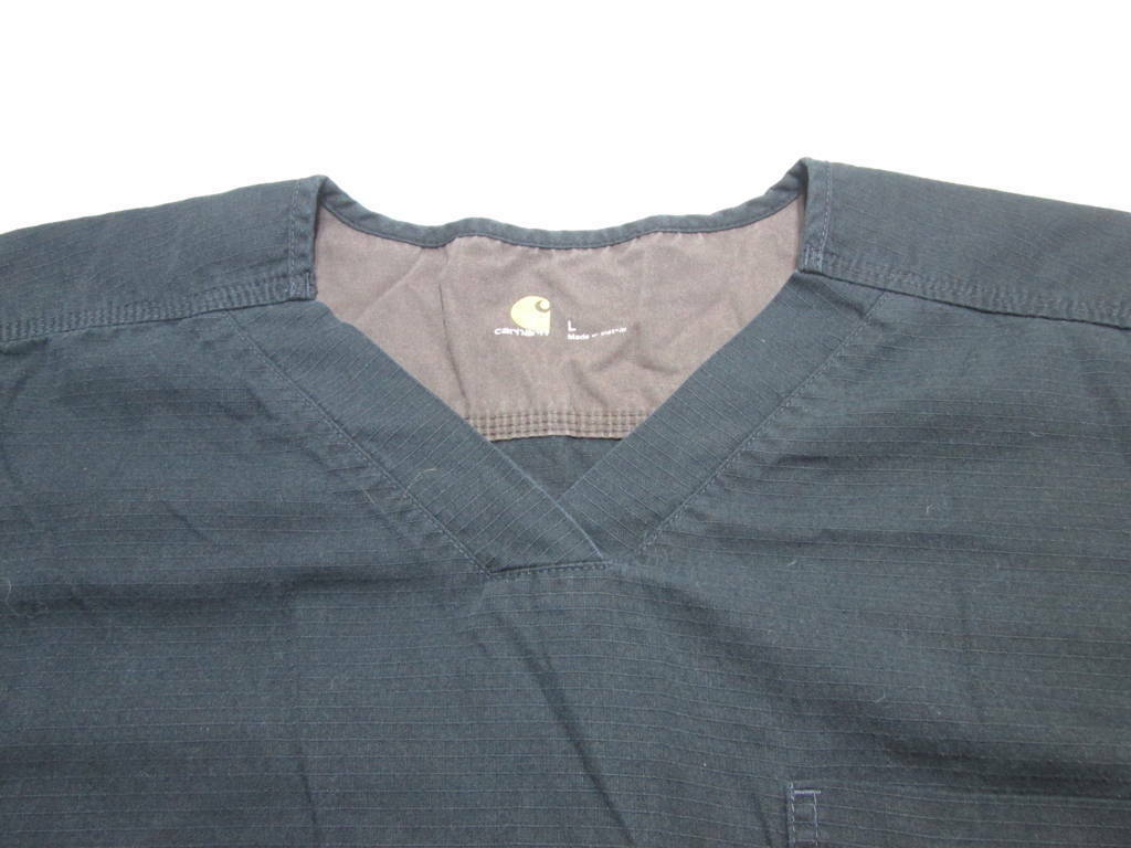 Carhartt Mens Size L V-Neck Shirt Black Pleated Chest Pocket Logo Print Casual