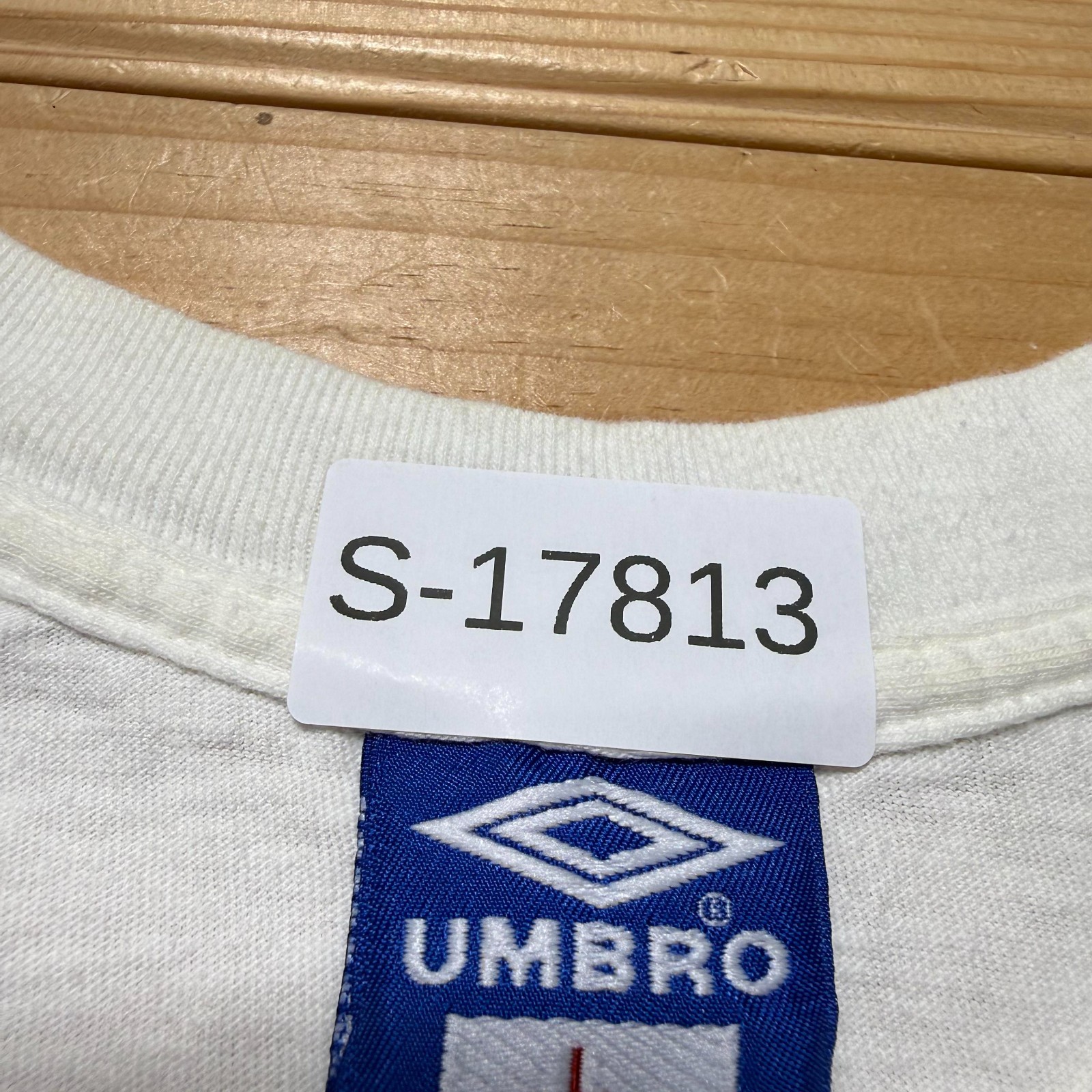Vintage 90s Umbro Soccer To The Core Globe Sports Graphic T-Shirt USA – Large