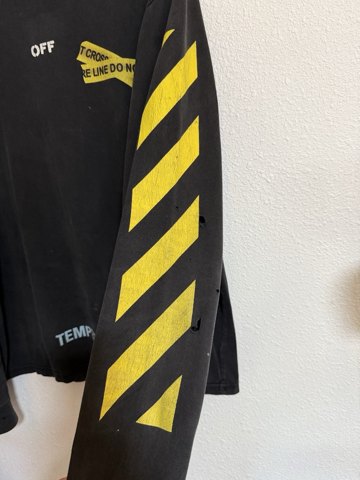 VTG OFF-White Caution Tape Long Sleeve Size Large