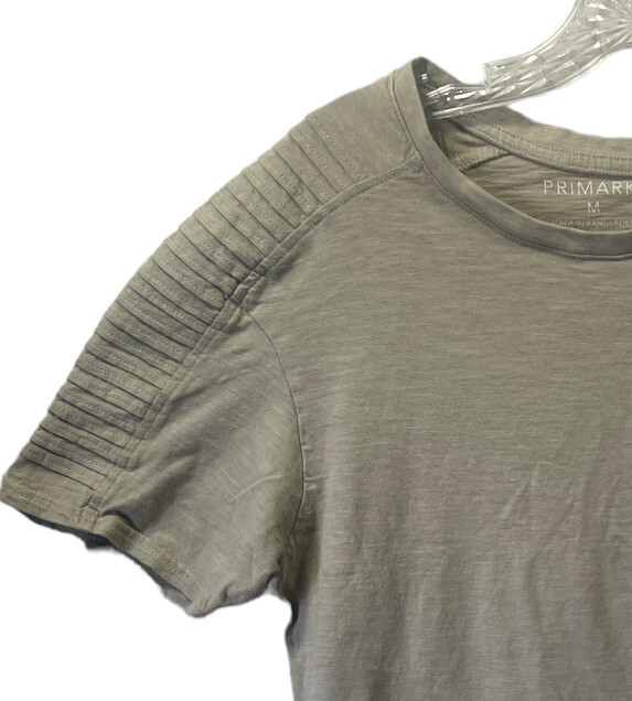 Primark T-Shirt Mens Tan Cotton Size Med Round Neck Pleated Sleeve Round Bottom