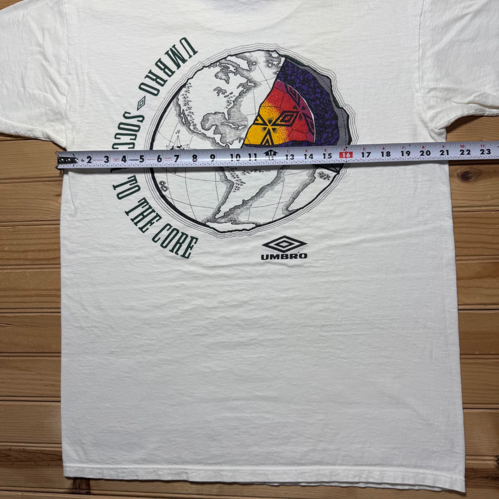 Vintage 90s Umbro Soccer To The Core Globe Sports Graphic T-Shirt USA – Large